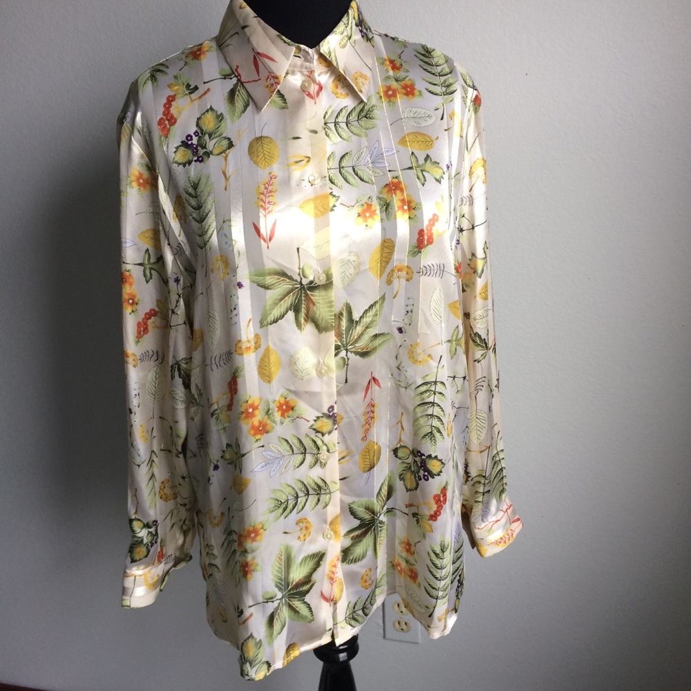 Maggie Barnes Nature Botanical Print Top